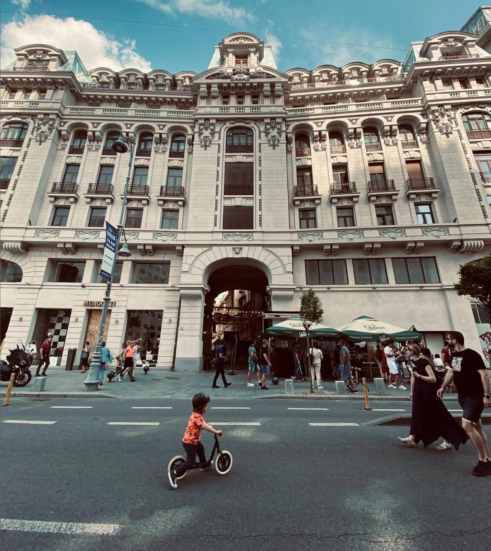 Rouge Studio In Bucureşti Ngoại thất bức ảnh